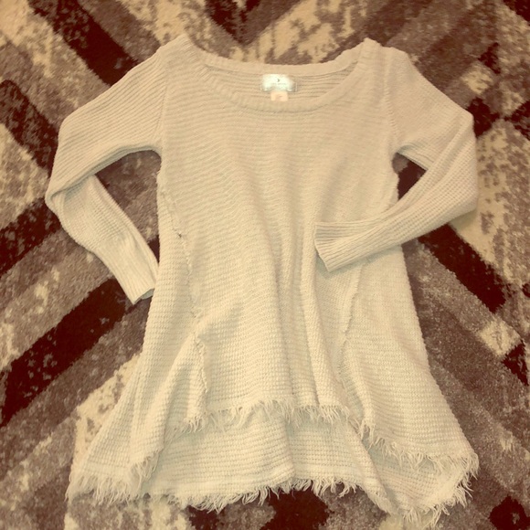 ruby moon Sweaters - Distressed knit top